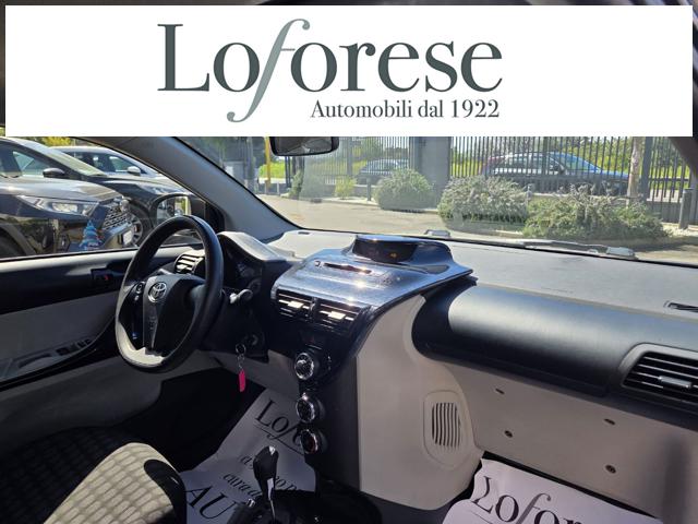TOYOTA iQ usata, con Controllo trazione