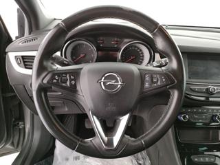 OPEL Astra usata, con Controllo automatico clima