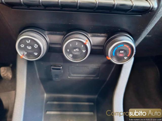 RENAULT Captur usata 23