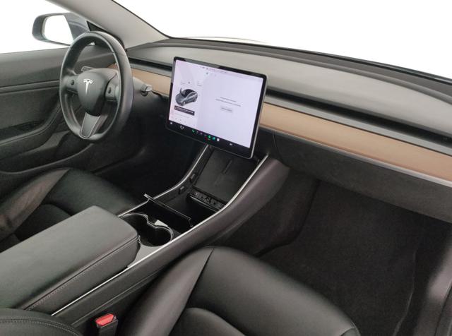 TESLA Model 3 usata, con Touch screen