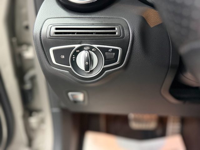 MERCEDES-BENZ GLC 220 usata, con Touch screen