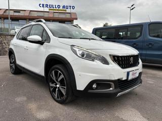 PEUGEOT 2008 usata, con Airbag