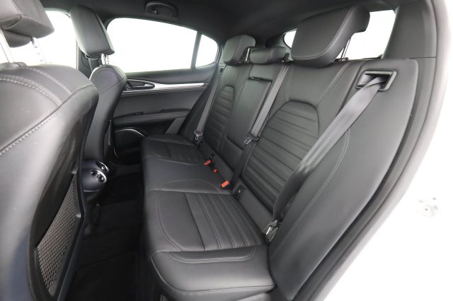 ALFA ROMEO Stelvio usata 3