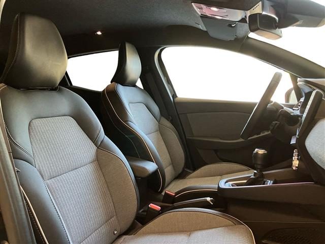 RENAULT Clio usata 10