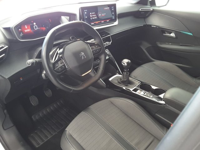 PEUGEOT 208 usata, con Autoradio