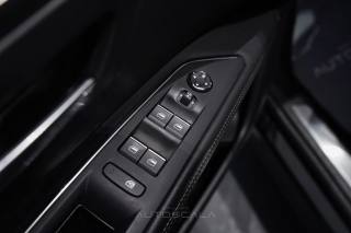 PEUGEOT 3008 usata, con Sistema di navigazione