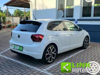 VOLKSWAGEN Polo usata, con Autoradio