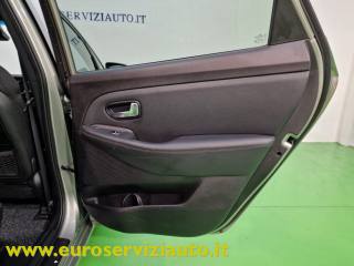 KIA Carens usata 52