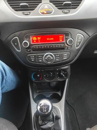 OPEL Corsa usata, con MP3