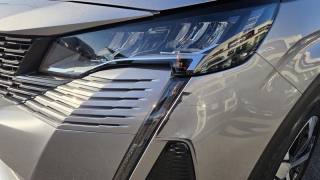 PEUGEOT 3008 usata, con Airbag laterali