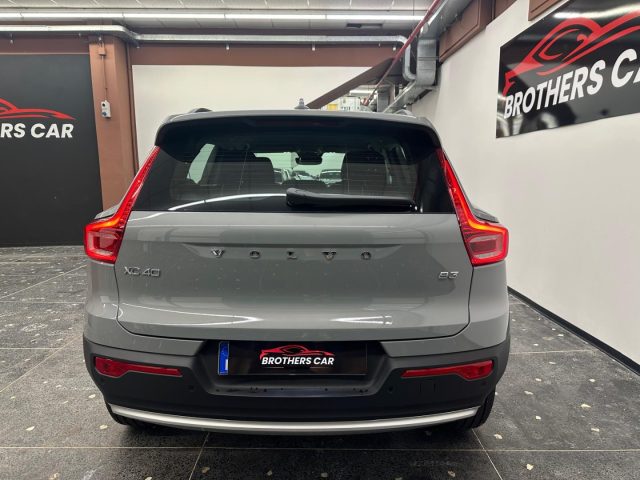 VOLVO XC40 usata, con Autoradio