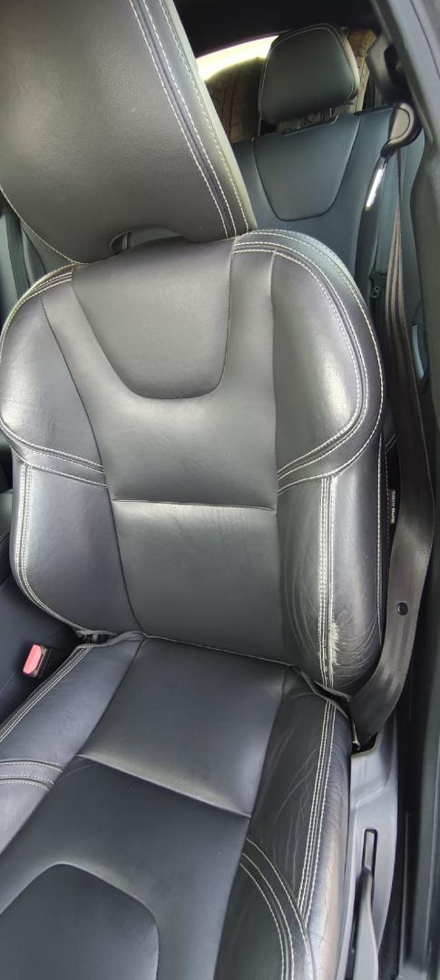 VOLVO V60 usata, con Volante in pelle