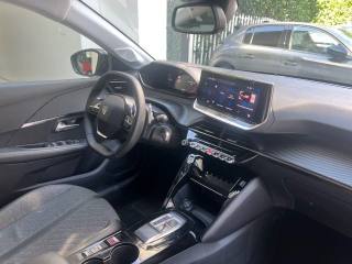 PEUGEOT 208 usata, con Touch screen