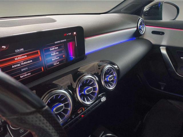 MERCEDES-BENZ A 220 usata, con Specchietti laterali elettrici