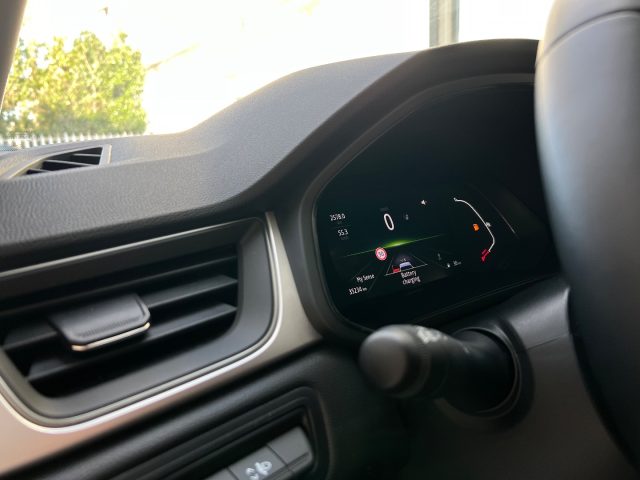 RENAULT Captur usata, con Volante multifunzione