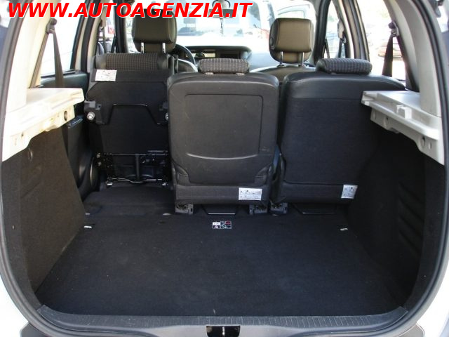 RENAULT Scenic usata 14