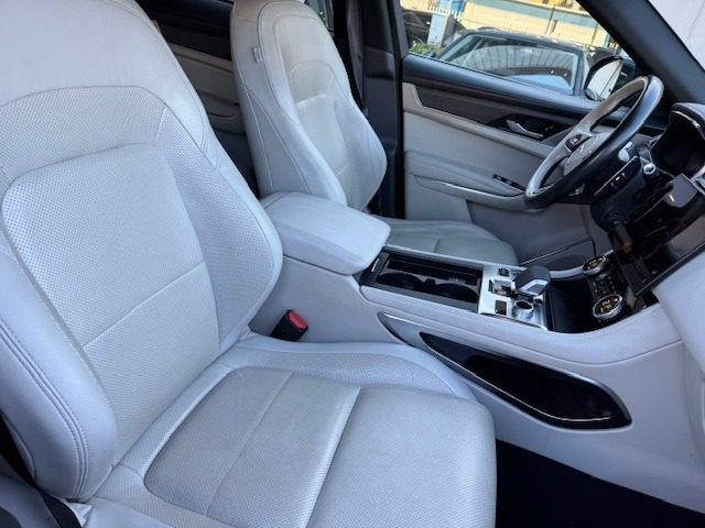 JAGUAR F-Pace usata, con Climatizzatore