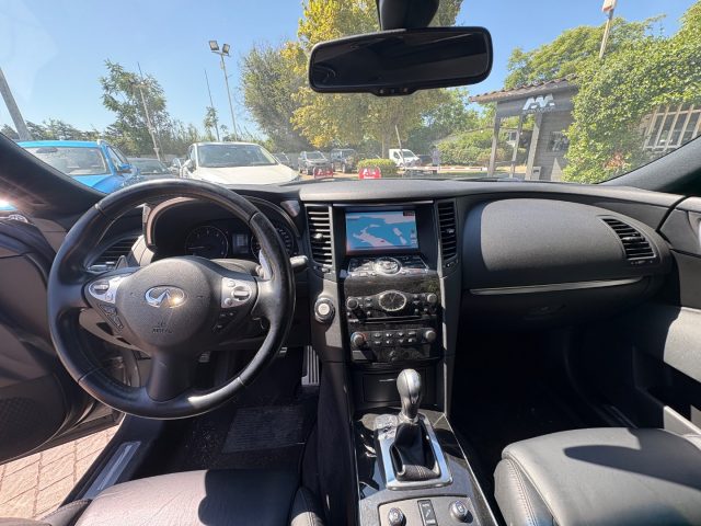 INFINITI QX70 usata, con Controllo trazione