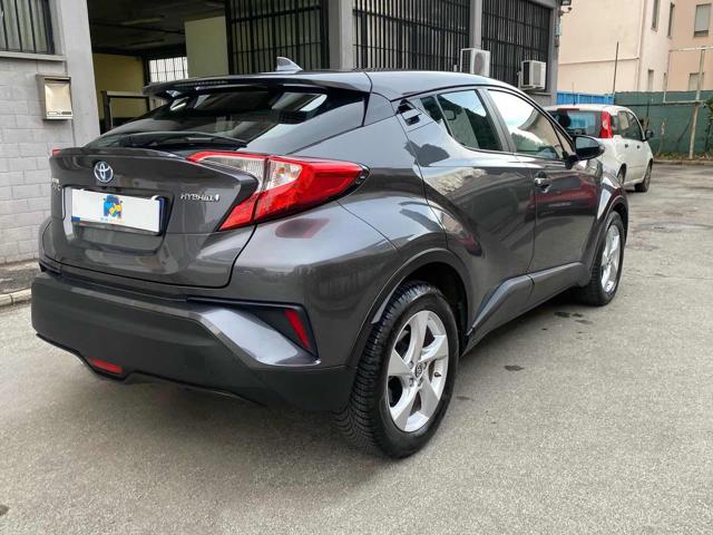 TOYOTA C-HR usata 3