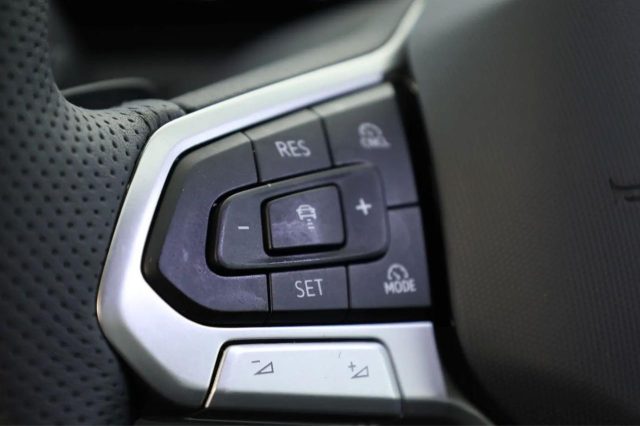 VOLKSWAGEN Tiguan usata, con Sedile posteriore sdoppiato