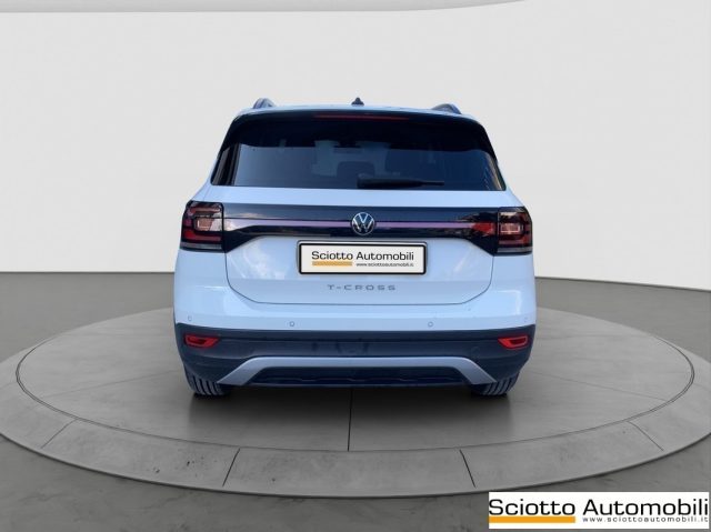 VOLKSWAGEN T-Cross usata, con Autoradio
