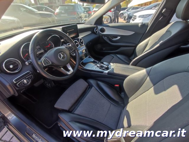 MERCEDES-BENZ C 220 usata, con Chiusura centralizzata