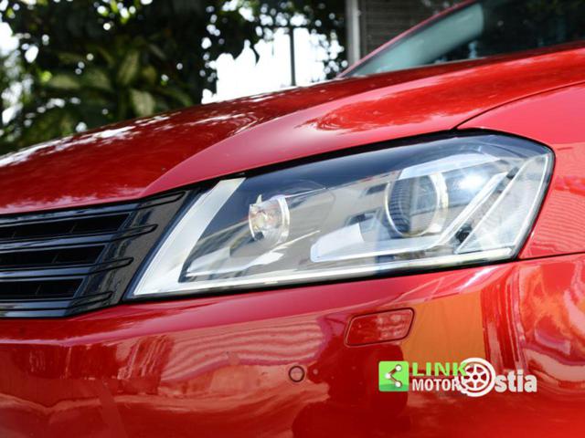VOLKSWAGEN Passat usata, con Airbag laterali