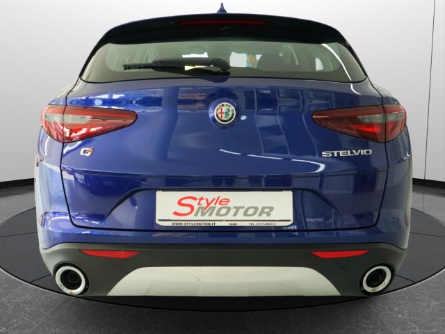 ALFA ROMEO Stelvio usata, con Volante multifunzione