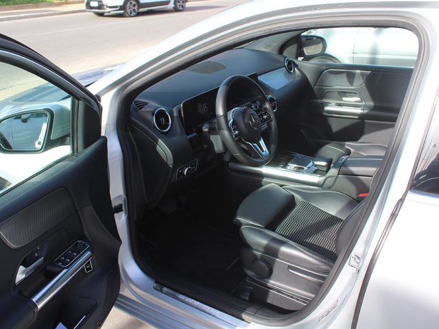 MERCEDES-BENZ B 180 usata, con Cerchi in lega