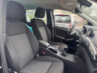 MERCEDES-BENZ B 180 usata, con Cruise Control