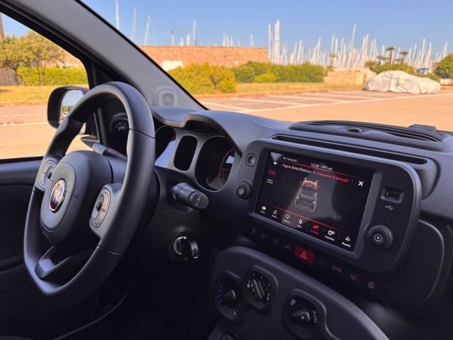 FIAT Panda Cross usata, con Luci diurne LED