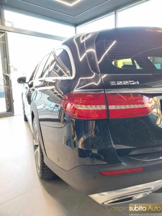 MERCEDES-BENZ E 220 usata, con Airbag Passeggero