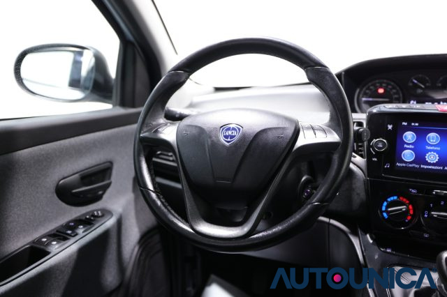 LANCIA Ypsilon usata 35