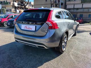 VOLVO V60 Cross Country usata, con Antifurto