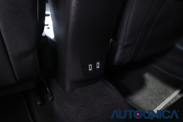 OPEL Corsa usata, con Hill holder