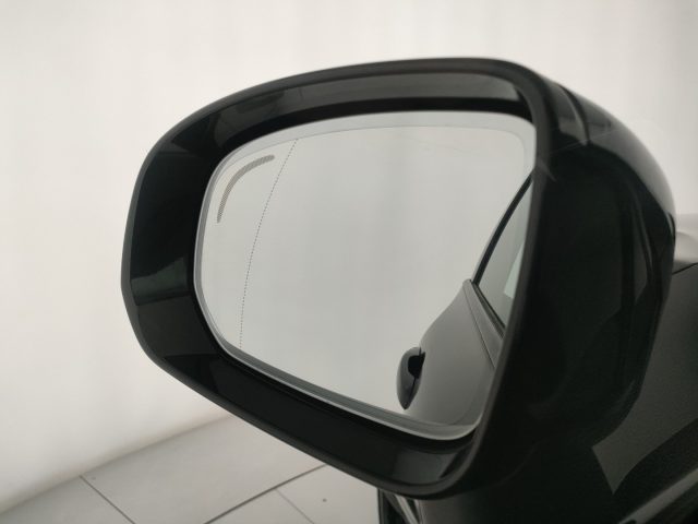 VOLVO XC60 usata, con Specchietti laterali elettrici