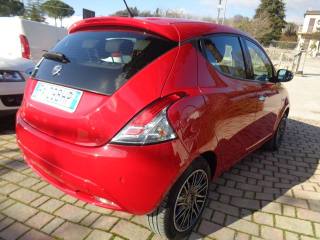 LANCIA Ypsilon usata, con Airbag