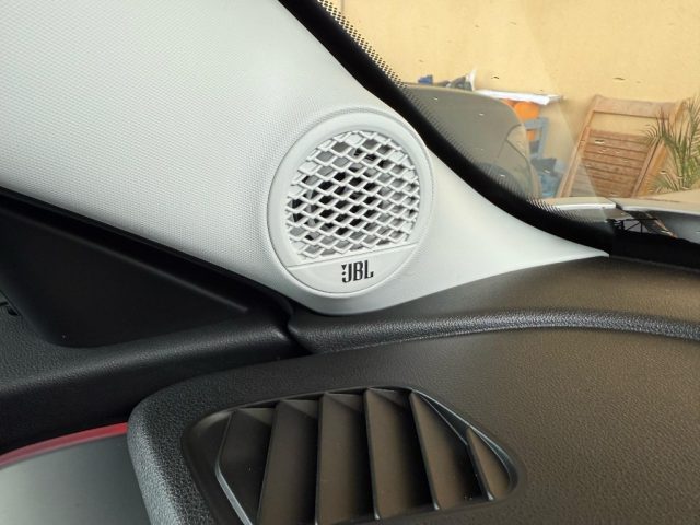 JEEP Avenger usata, con Fari LED