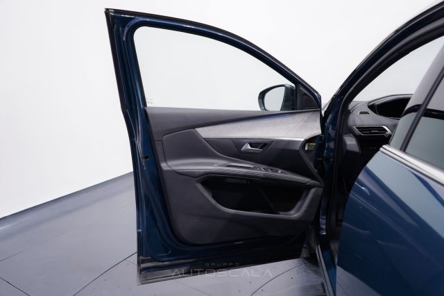PEUGEOT 5008 usata, con Climatizzatore