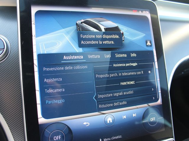 MERCEDES-BENZ C 220 usata, con Controllo elettronico della corsia