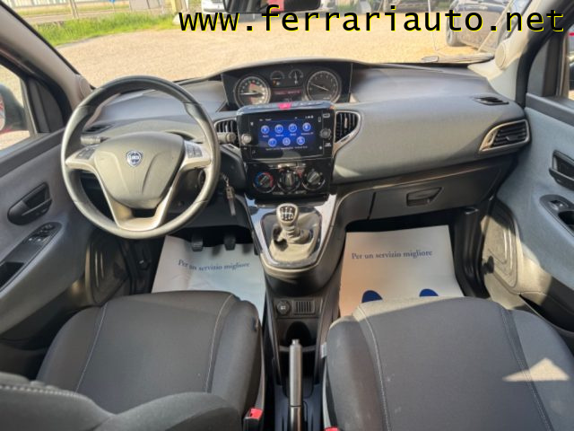 LANCIA Ypsilon usata, con Park Distance Control