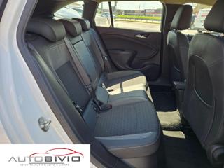 OPEL Astra usata, con USB