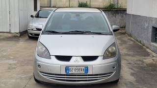 MITSUBISHI Colt usata, con Airbag