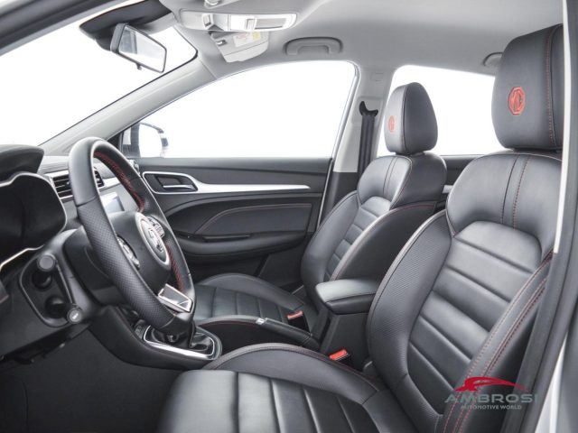 MG ZS usata 8
