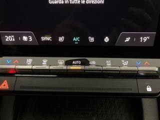 RENAULT Megane usata, con Hill holder