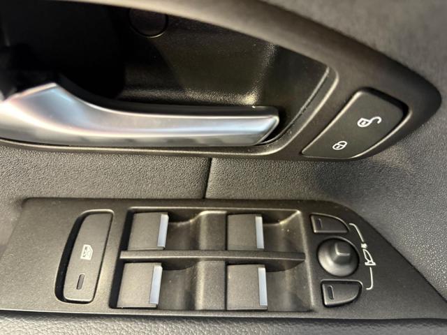 LAND ROVER Range Rover Evoque usata, con Controllo trazione