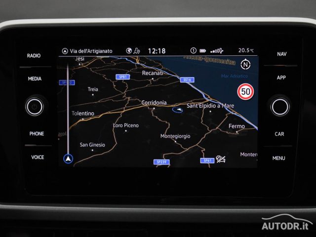 VOLKSWAGEN T-Roc usata, con Isofix