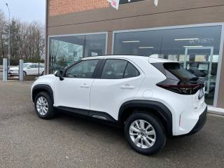 TOYOTA Yaris Cross usata, con Autoradio