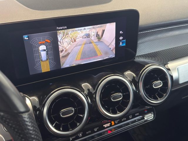 MERCEDES-BENZ GLB 200 usata, con Controllo trazione
