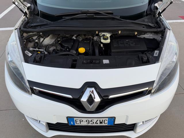 RENAULT Scenic usata, con Specchietti laterali elettrici